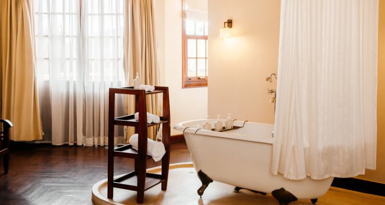 een vintage badkamer